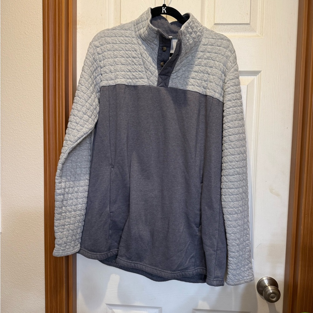 Columbia tunic length sweatshirt with henley collar